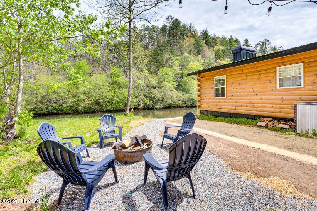 662 Hilltop Road Murphy, NC 28906 - Photo 12 of 33 Gallery Image 12