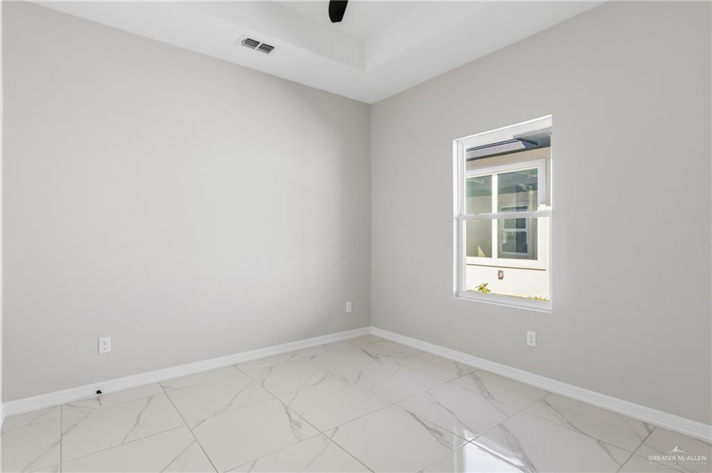 421 Serg Loop Alamo, TX 78516 - Photo 11 of 15