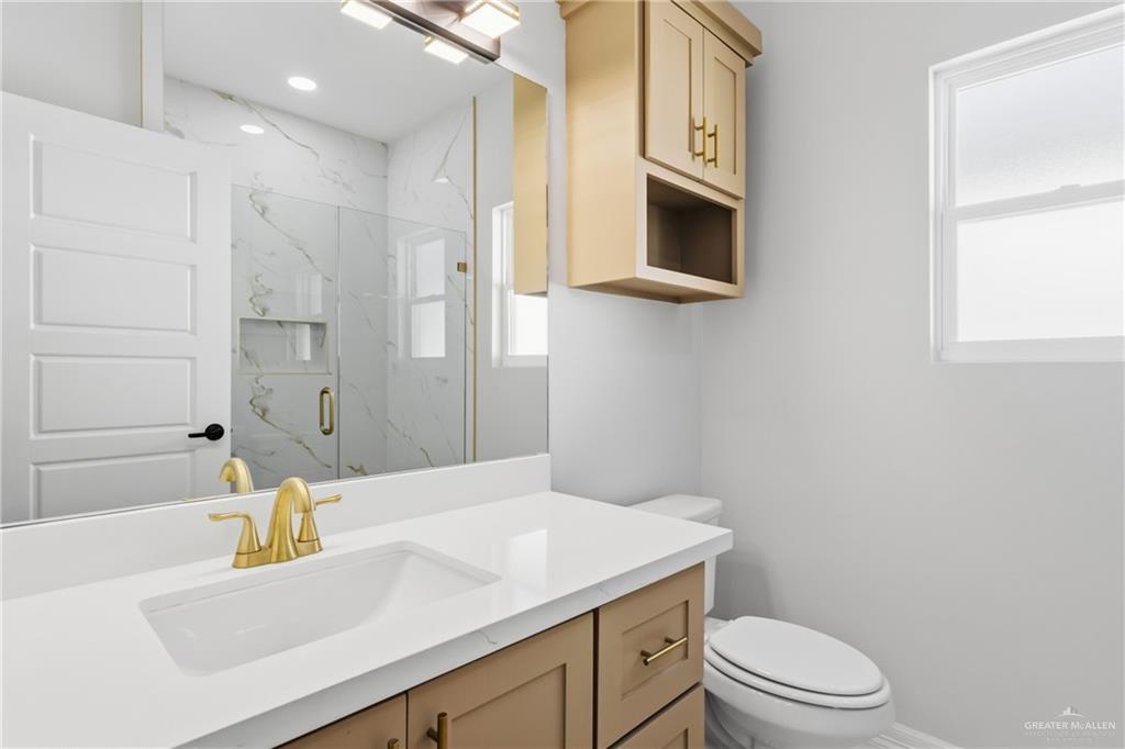 421 Serg Loop Alamo, TX 78516 - Photo 12 of 15