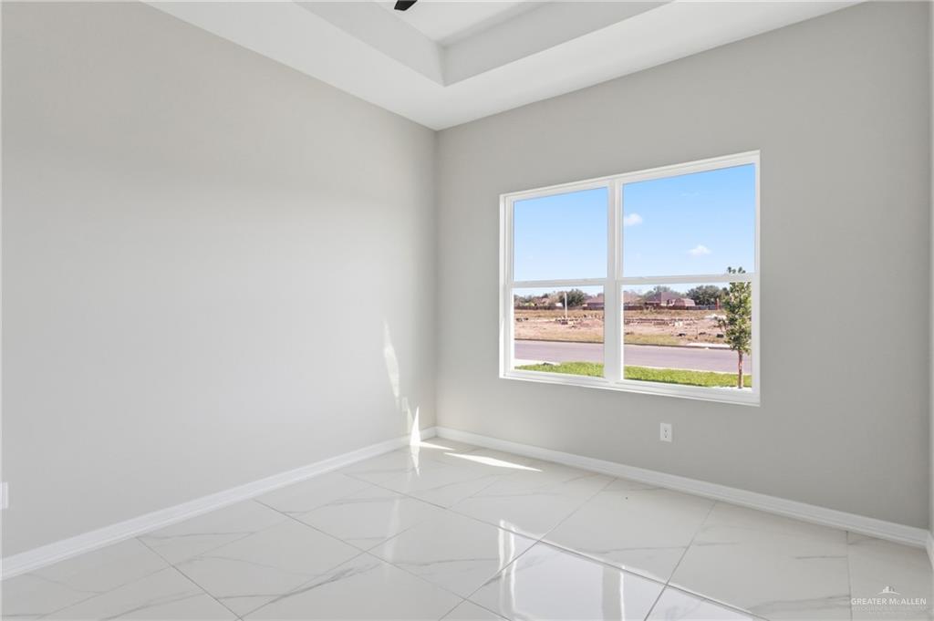 421 Serg Loop Alamo, TX 78516 - Photo 13 of 15