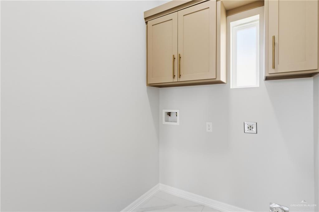 421 Serg Loop Alamo, TX 78516 - Photo 14 of 15