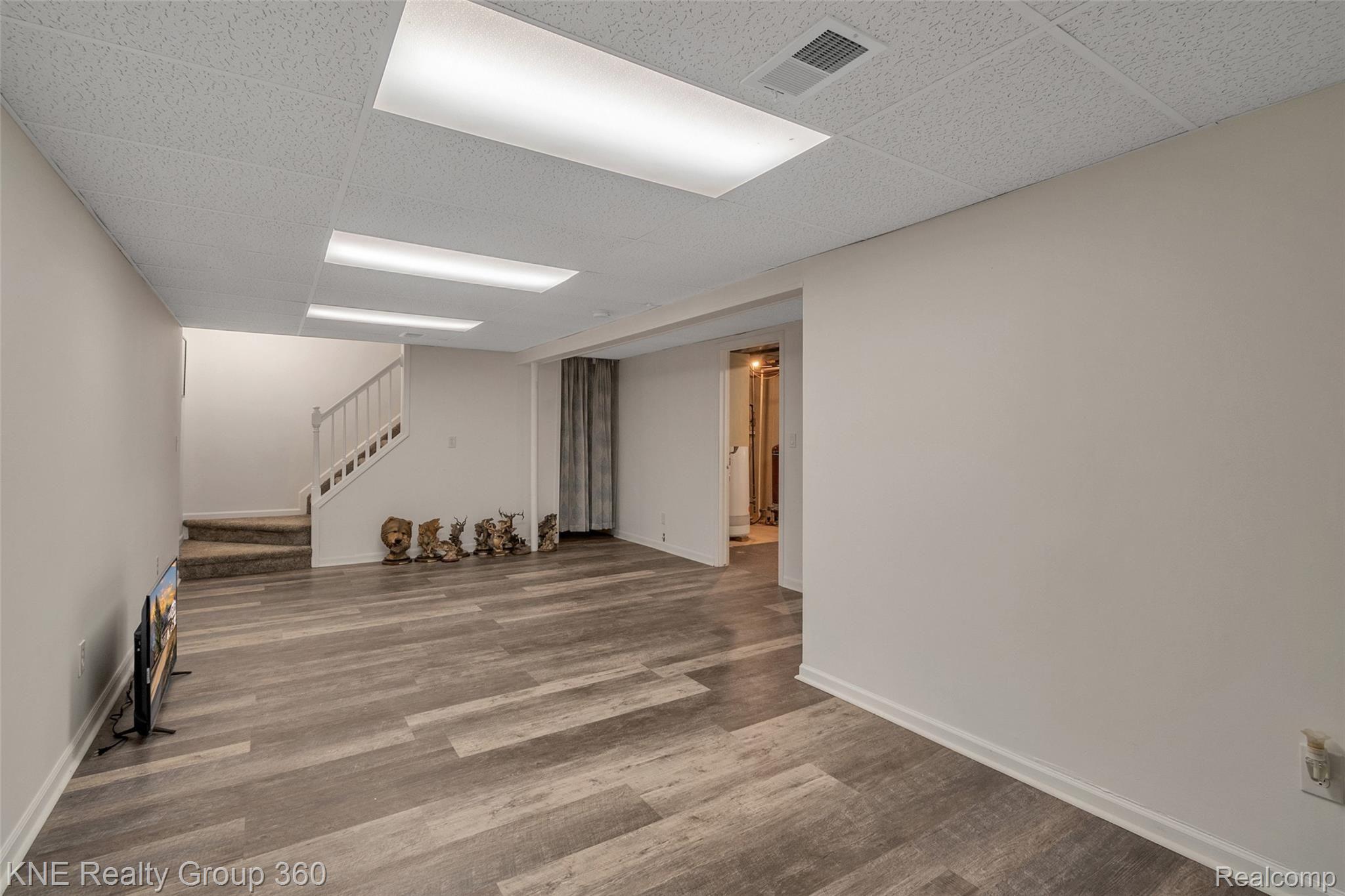 5339 Eagle Road Highland, MI 48356 - Photo 34 of 45 36-5339 Eagle Road-windowstill-real-estate-photography-36.jpg