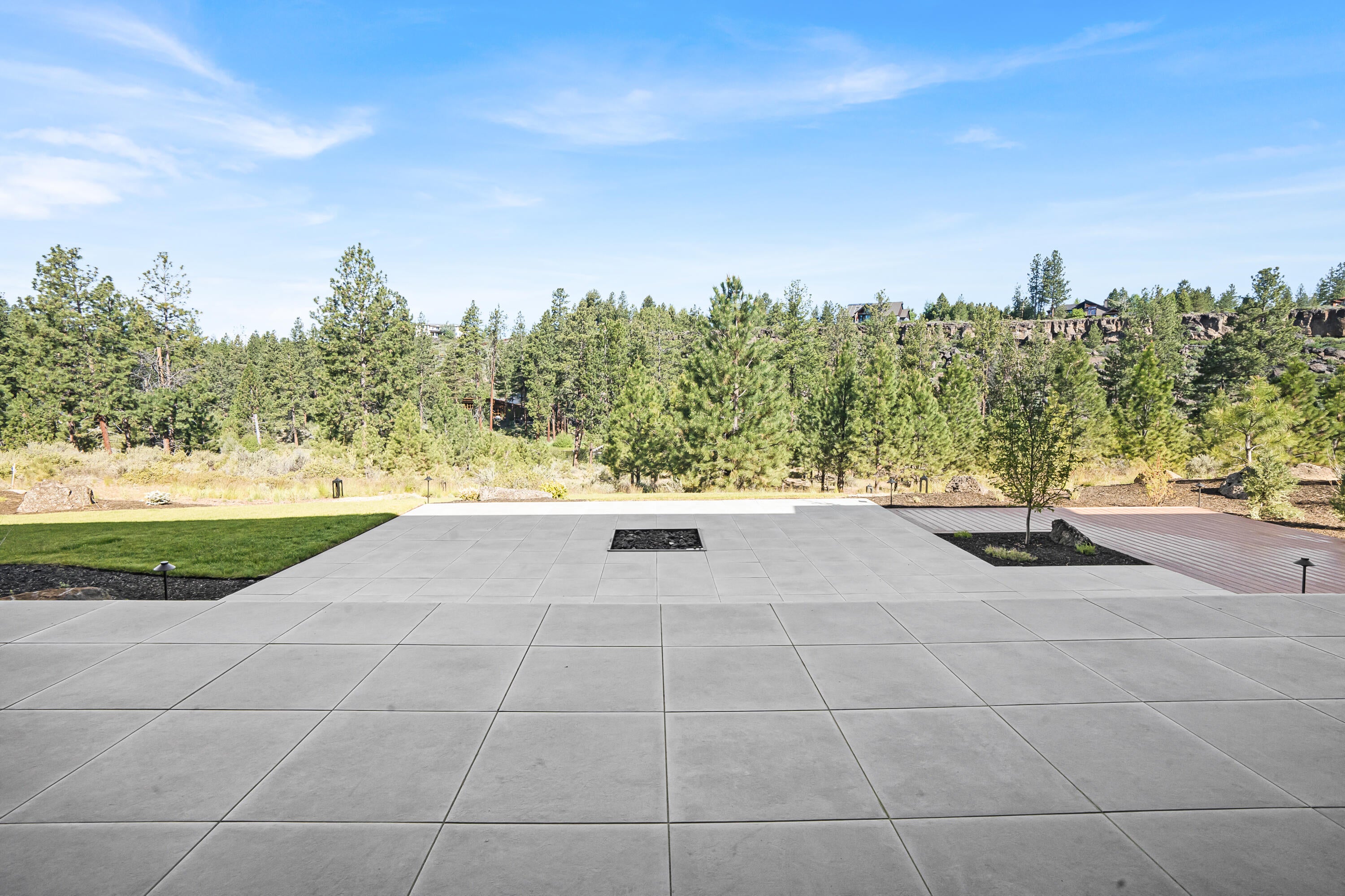 60893 River Rim Drive Bend, OR 97702 - Photo 50 of 70 54b