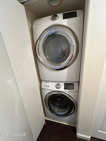 $3,040 | 655 East Riverview Circle, Reno, NV 89509