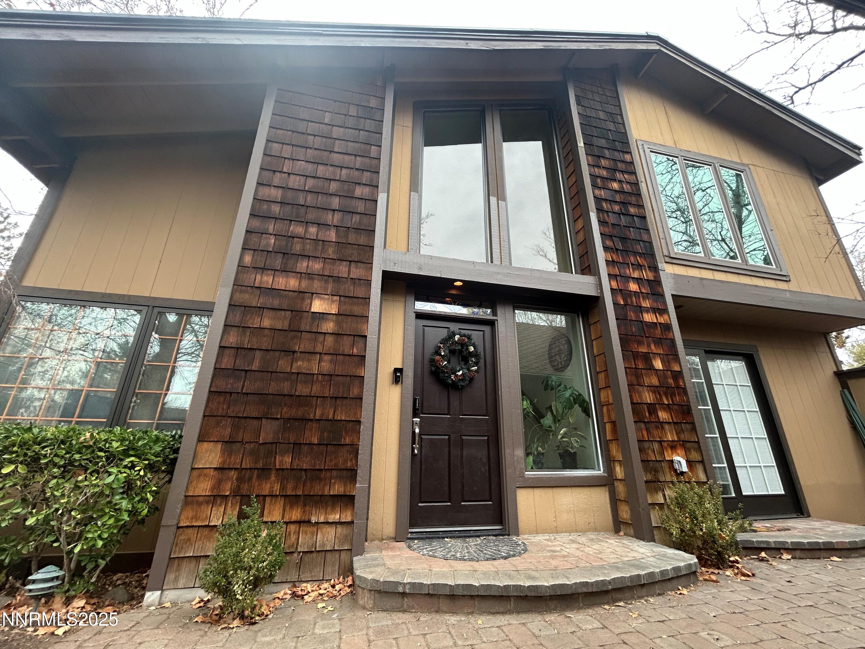 655 East Riverview Circle Reno, NV 89509 - Photo 29 of 40 Exterior Front 3