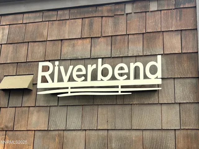 $3,040 | 655 East Riverview Circle, Reno, NV 89509