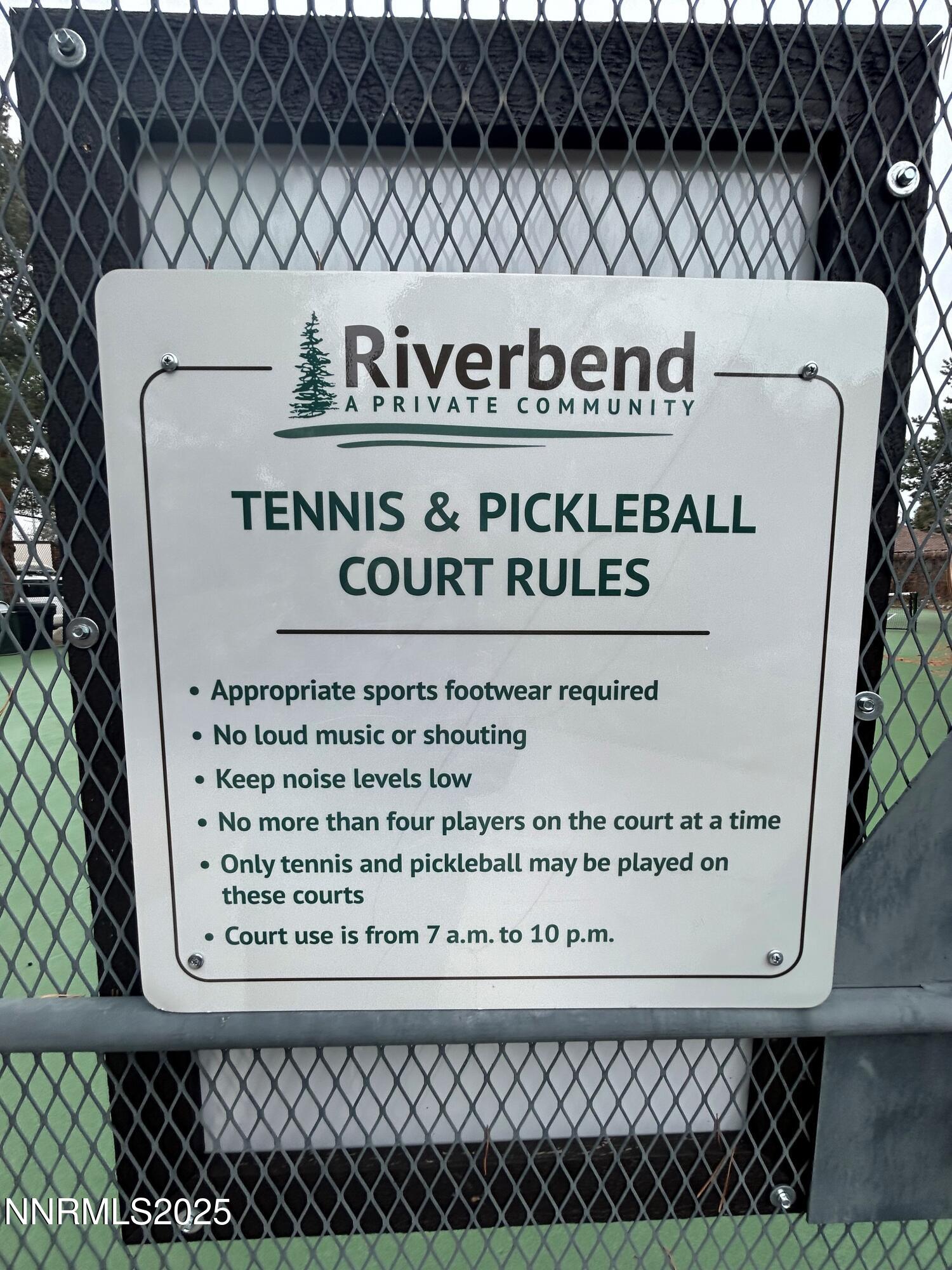 655 East Riverview Circle Reno, NV 89509 - Photo 35 of 40 Community signage 1