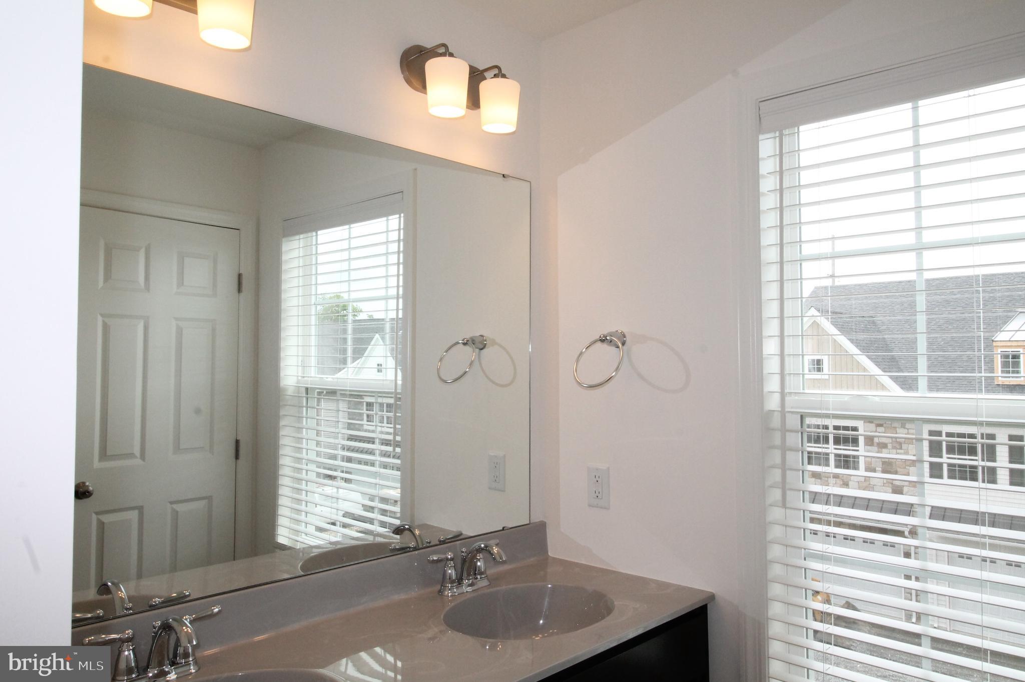 2445 Spring Water Circle Lancaster, PA 17601 - Photo 14 of 22 Primary Suite Bathroom