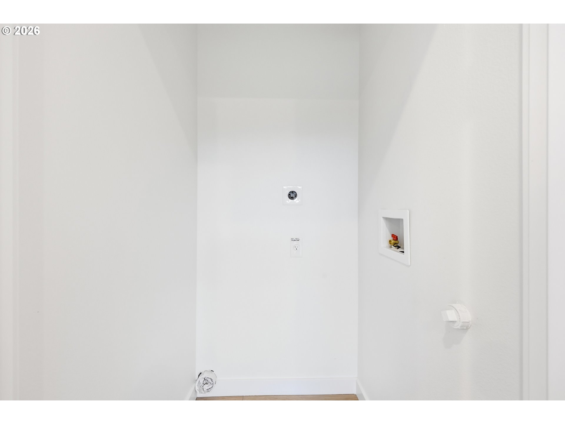 11719 Southeast Ash Street Portland, OR 97216 - Photo 26 of 44
