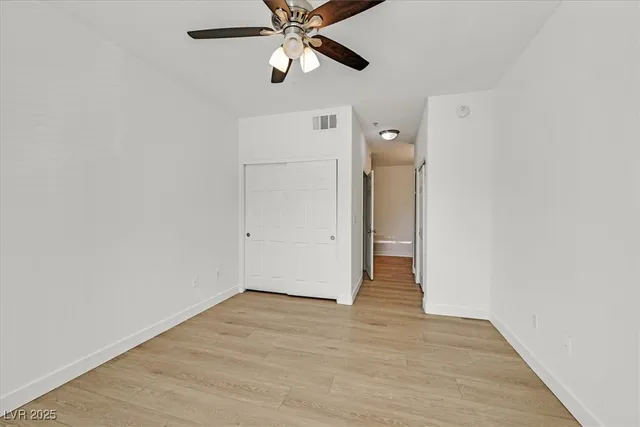 $1,800 | 2291 West Horizon Ridge Parkway, Unit 1206, Henderson, NV 89052