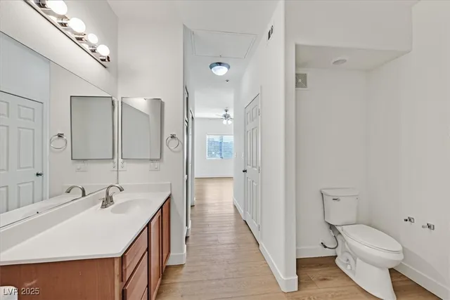 $1,800 | 2291 West Horizon Ridge Parkway, Unit 1206, Henderson, NV 89052