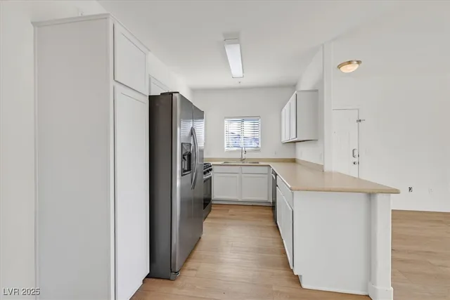 $1,800 | 2291 West Horizon Ridge Parkway, Unit 1206, Henderson, NV 89052