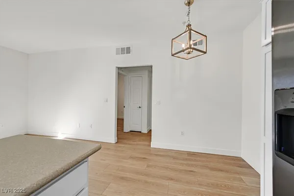 $1,800 | 2291 West Horizon Ridge Parkway, Unit 1206, Henderson, NV 89052