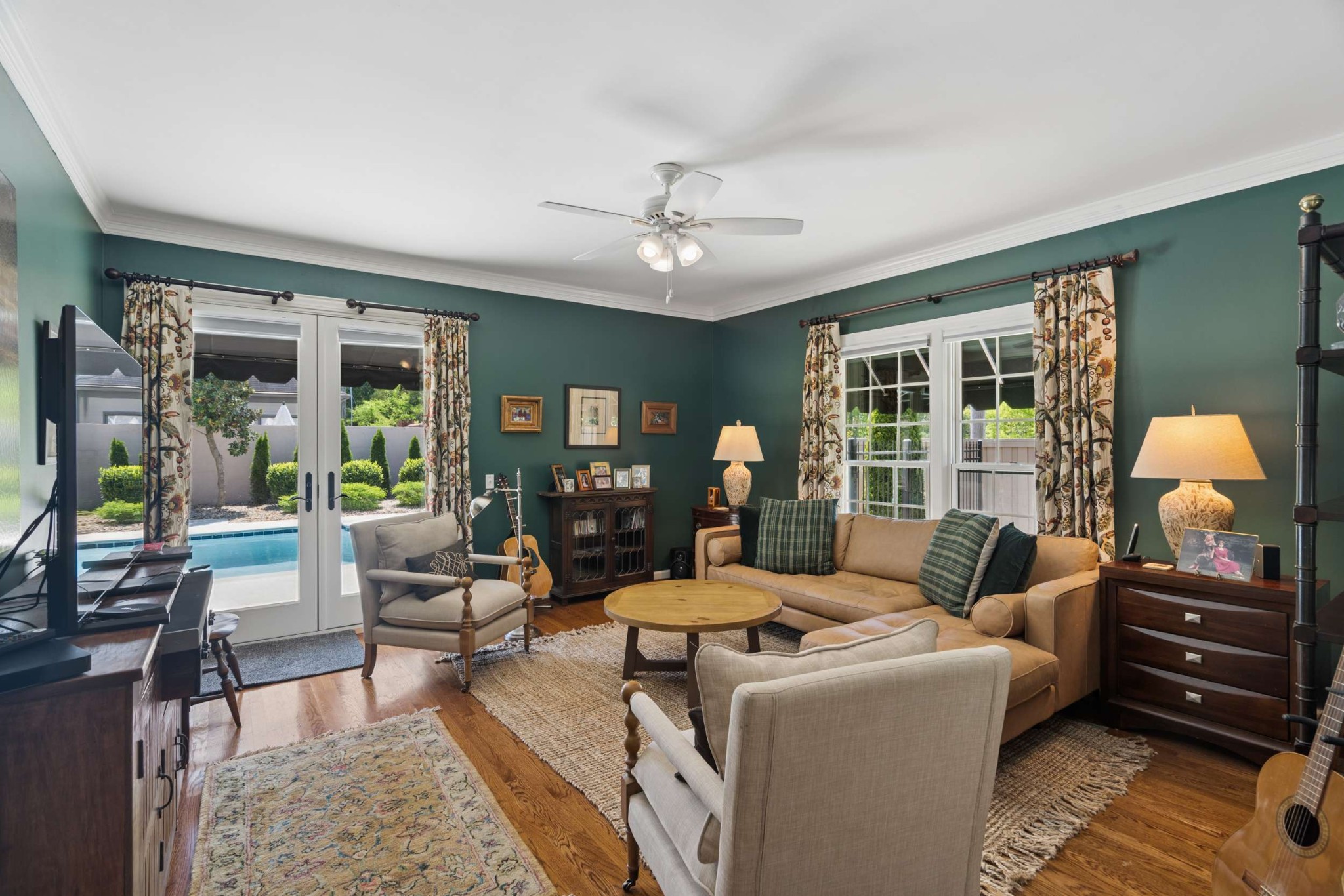 2723 Abbott Martin Road Nashville, TN 37215 - Photo 25 of 45 a living room with furniture and a floor to ceiling window