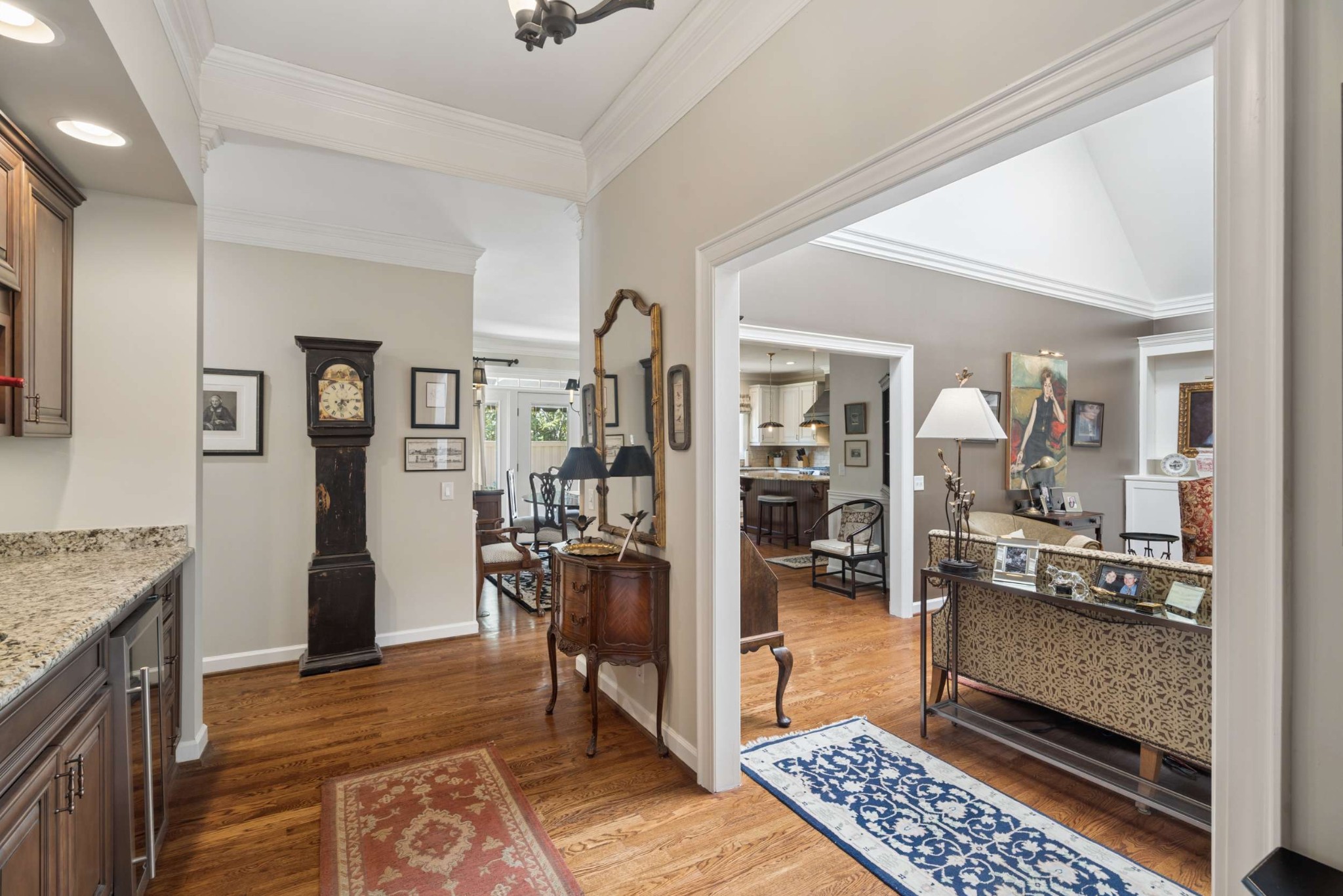 2723 Abbott Martin Road Nashville, TN 37215 - Photo 6 of 45 a living room with furniture and a rug