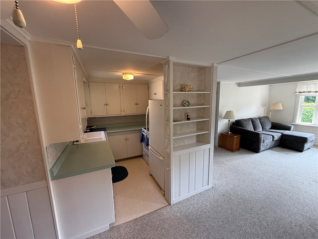 115 Winnapaug Road Westerly, RI 02891 - Photo 5 of 19