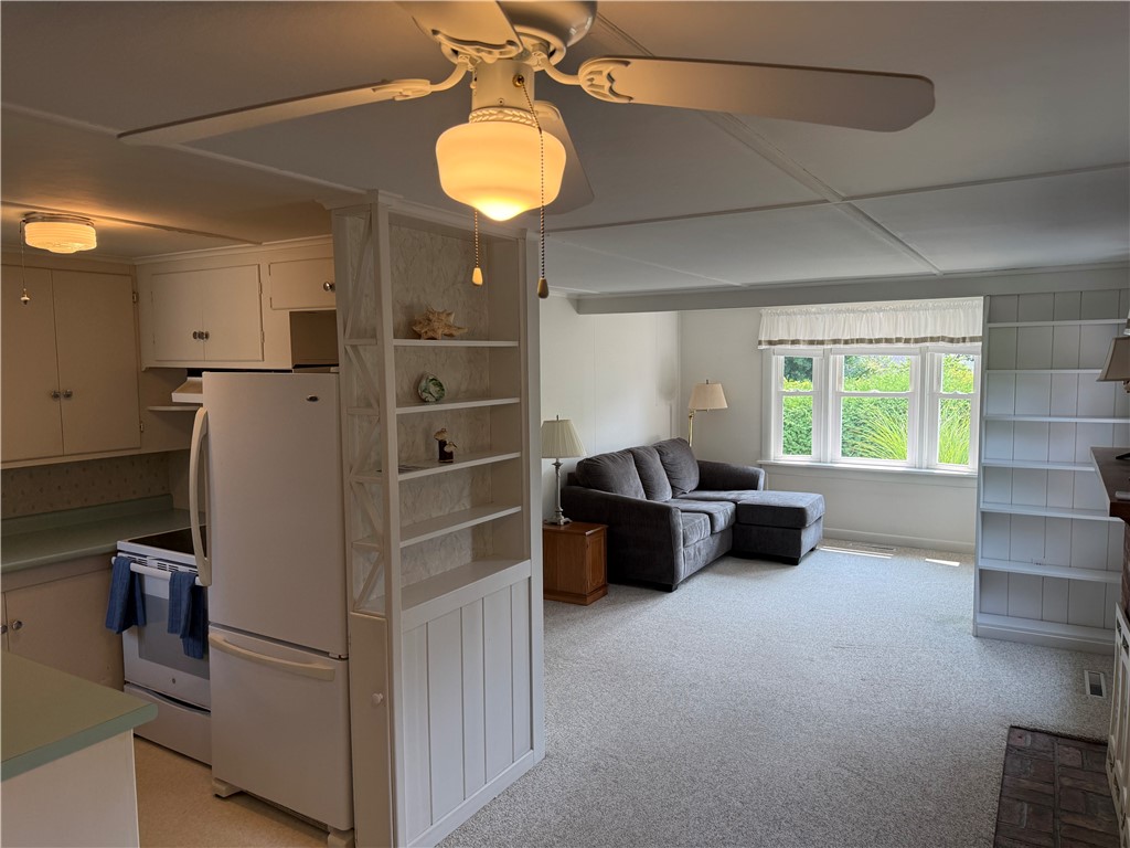 115 Winnapaug Road Westerly, RI 02891 - Photo 6 of 19