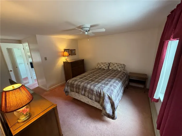 $2,200 | 115 Winnapaug Road, Westerly, RI 02891