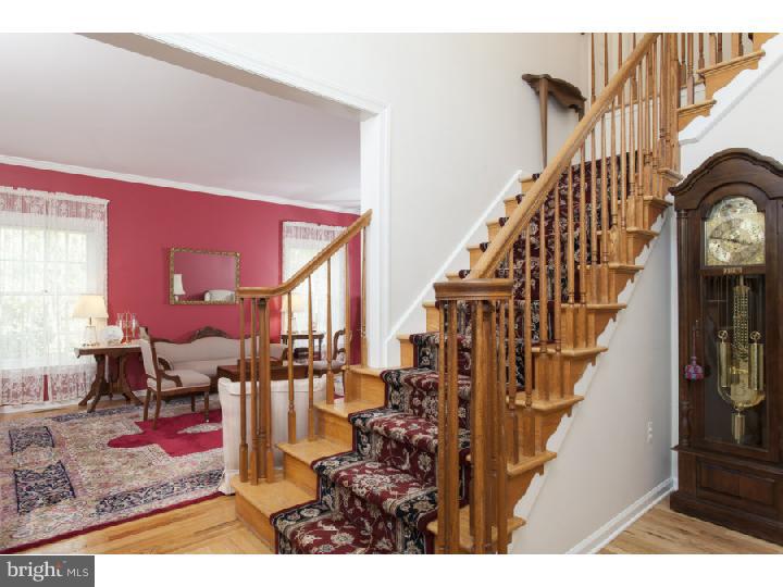 7 Rosedale Way Pennington, NJ 08534 - Photo 2 of 25