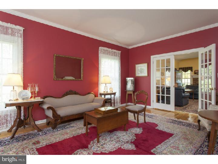 7 Rosedale Way Pennington, NJ 08534 - Photo 3 of 25