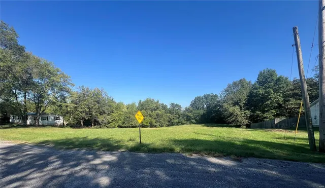 $29,500 | 108 South Lincoln Boulevard, Okawville, IL 62271