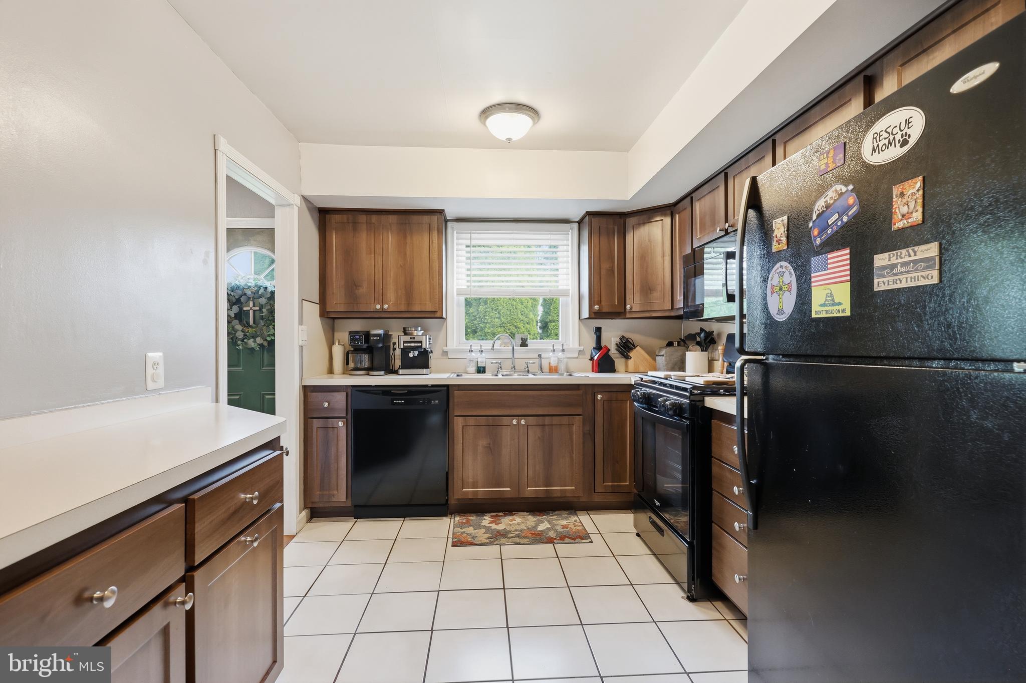 361 Valley Road Warminster, PA 18974 - Photo 13 of 30