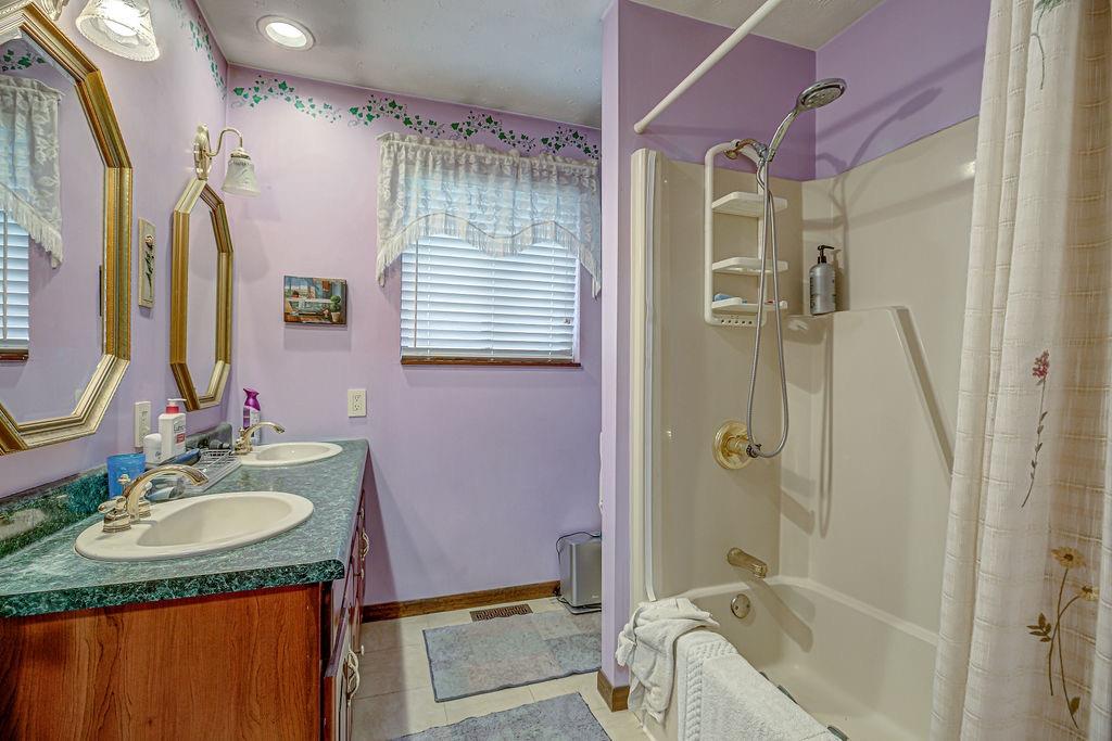 20818 Georgetown Road Lawrenceburg, IN 47025 - Photo 27 of 34