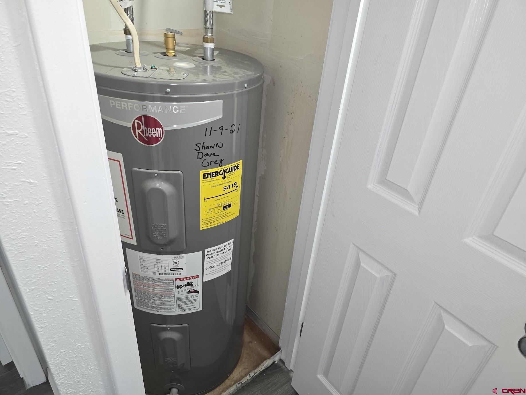 34237 Highway 550, Unit 9 Durango, CO 81301 - Photo 12 of 18 a utility room with dryer and washer