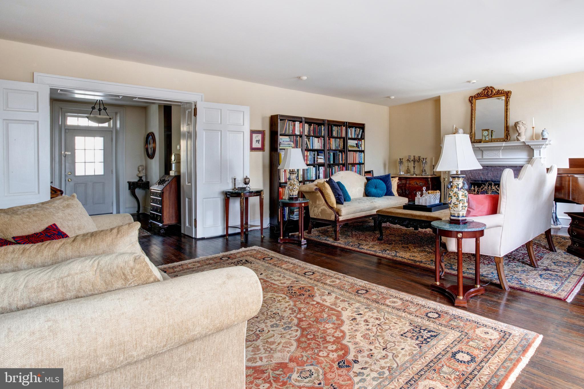 115 Roumfort Road, Unit 10 Philadelphia, PA 19119 - Photo 12 of 30 Gallery Image 12