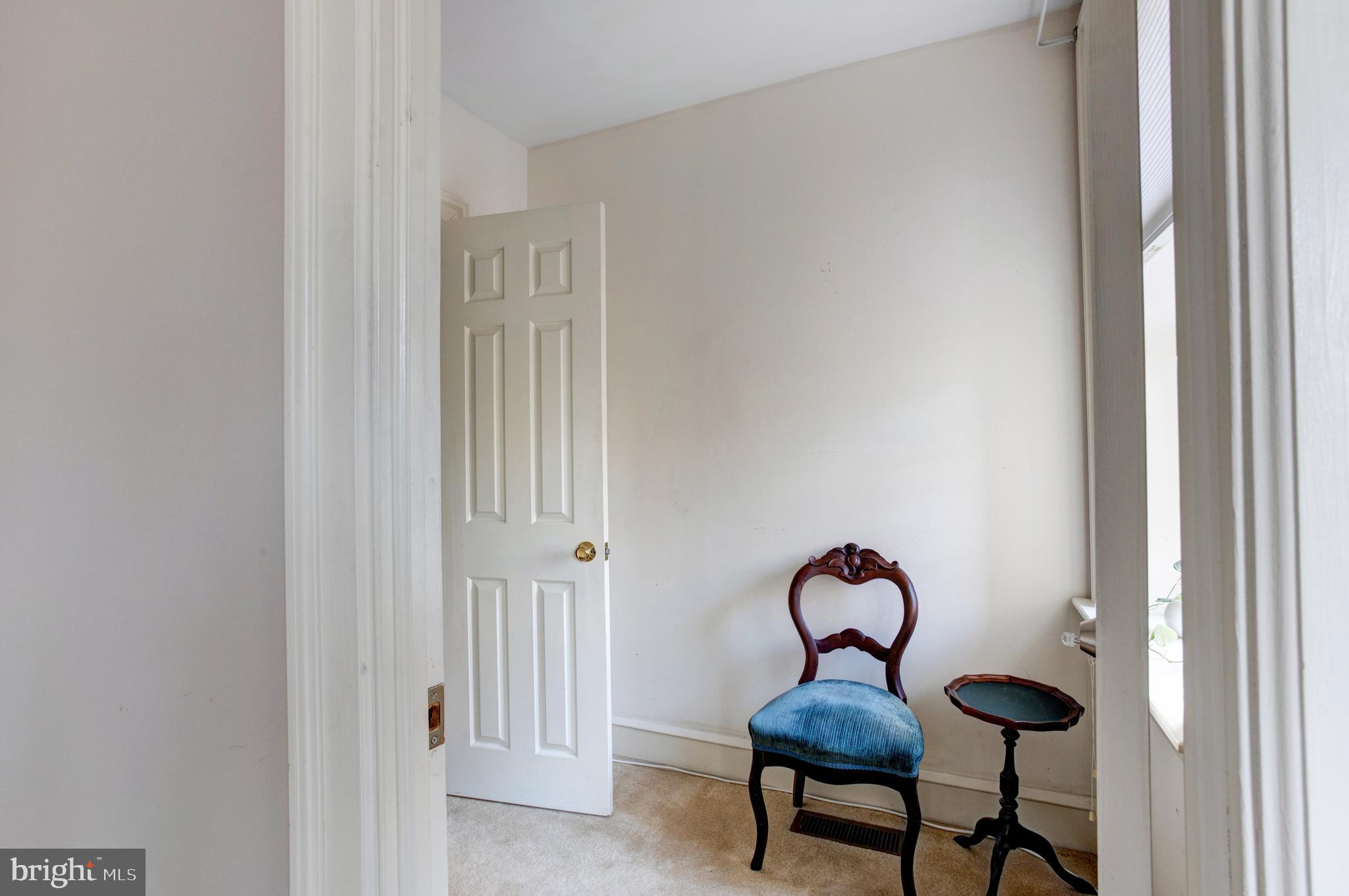 115 Roumfort Road, Unit 10 Philadelphia, PA 19119 - Photo 18 of 30 Dressing area