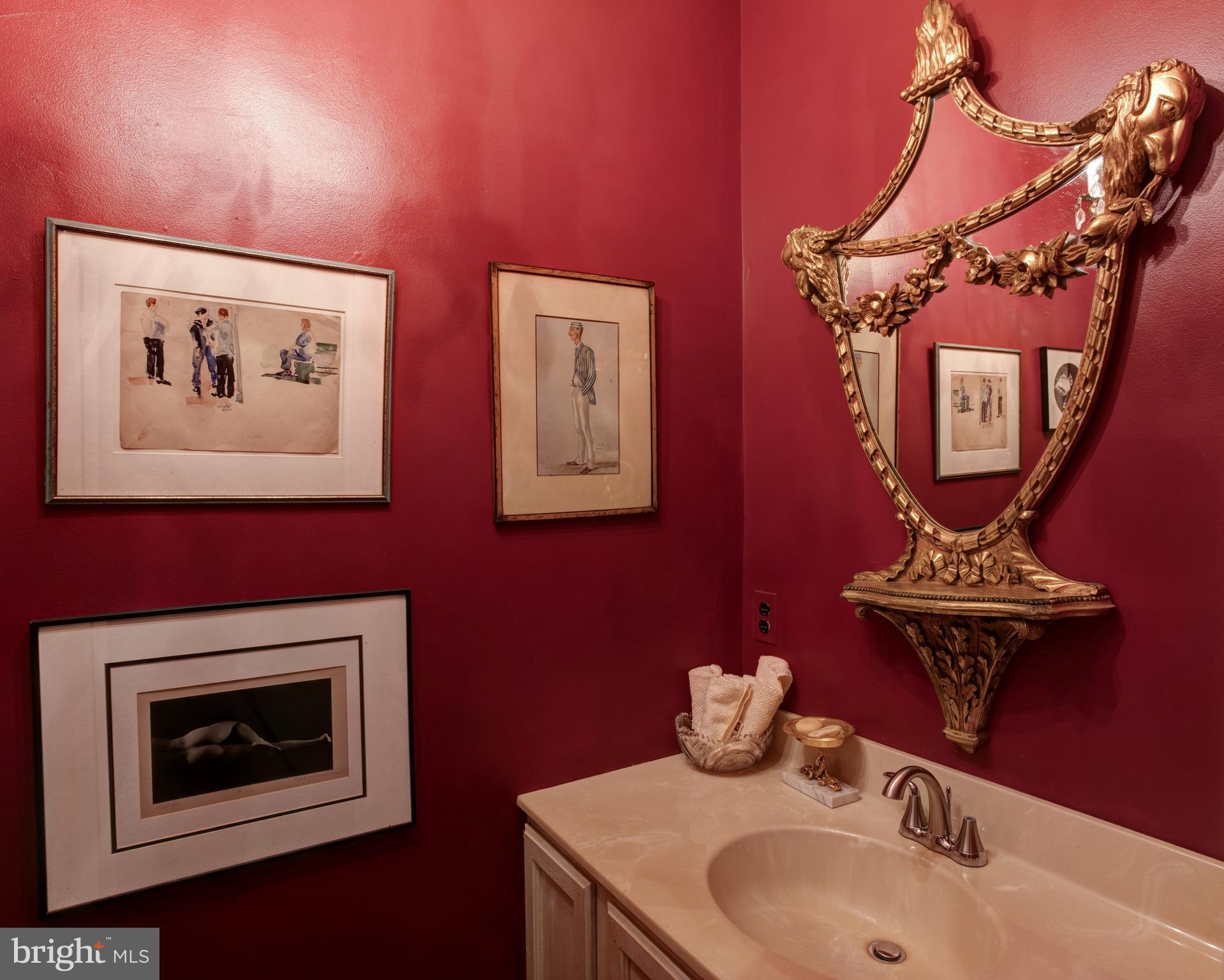 115 Roumfort Road, Unit 10 Philadelphia, PA 19119 - Photo 8 of 30 Powder room 1st level