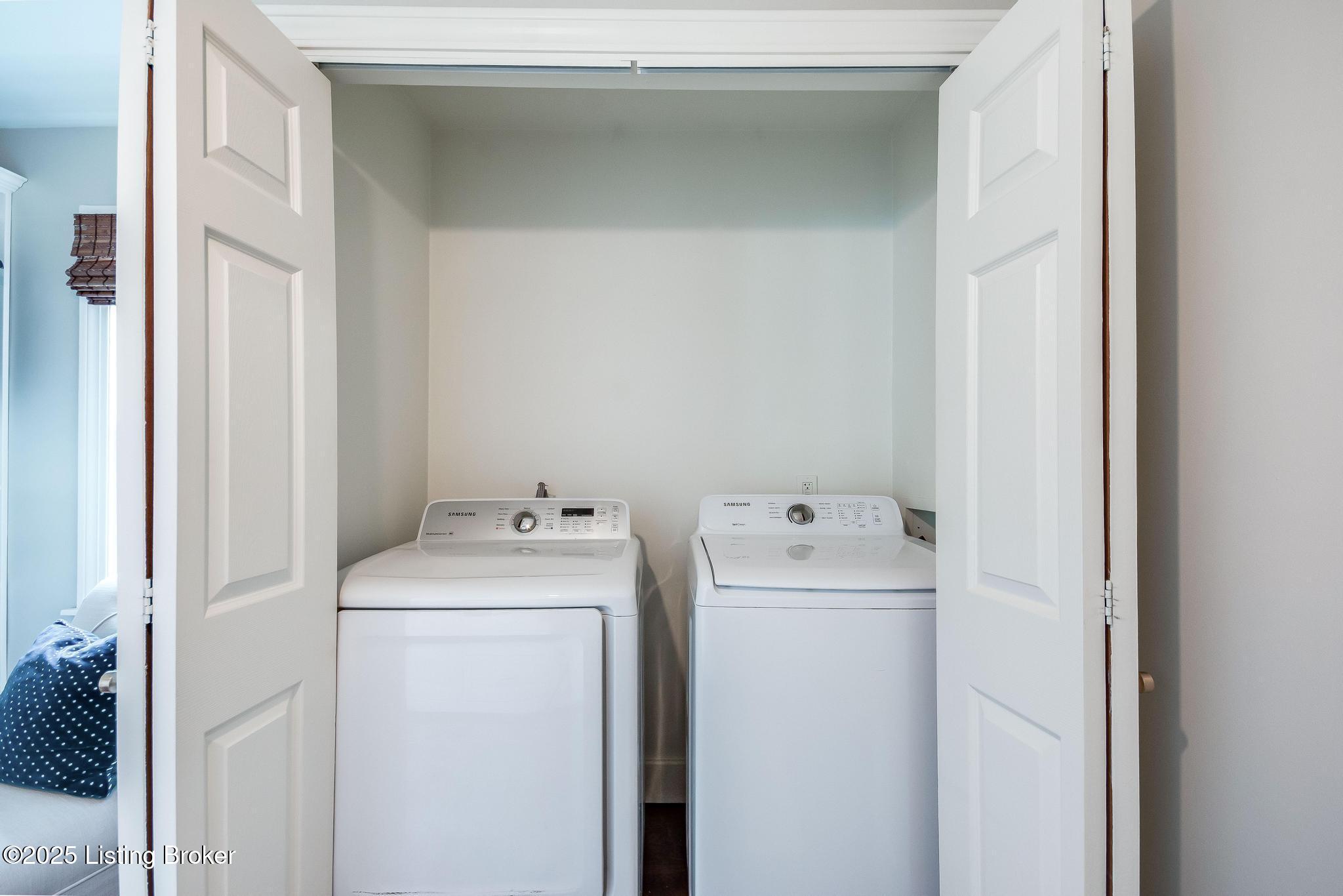 4008 Winchester Road Louisville, KY 40207 - Photo 26 of 66 4008_Winchester_Rd_40207_547