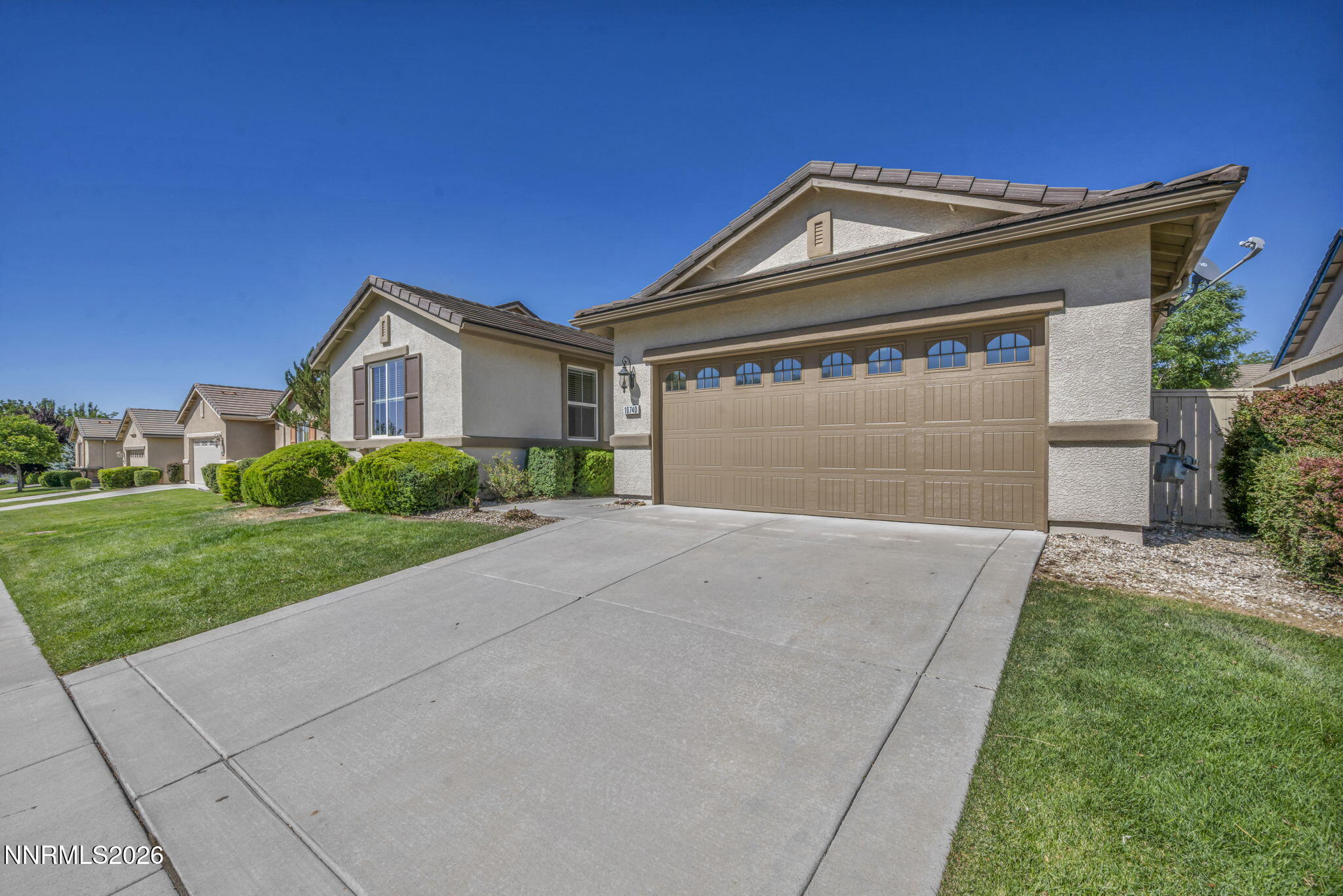 10740 Cedar Rock Drive Reno, NV 89521 - Photo 3 of 41 5-web-or-mls-10740-cedar-rock-dr