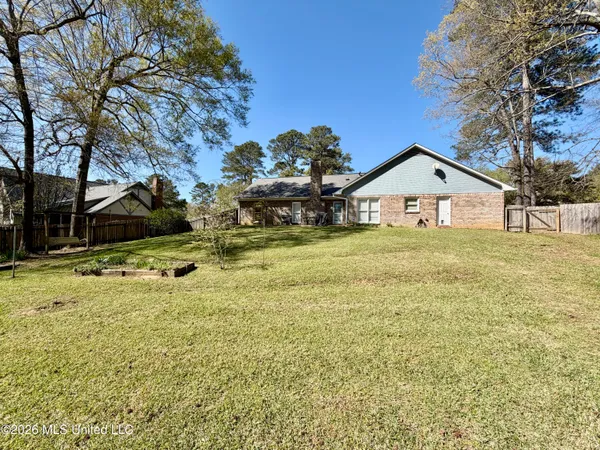 $339,500 | 110 Napa Valley Drive, Clinton, MS 39056