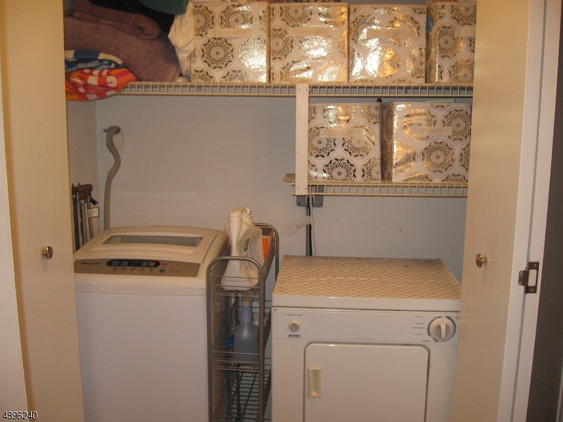 116 Pitney Place, Unit 116 Morristown, NJ 07960 - Photo 8 of 12