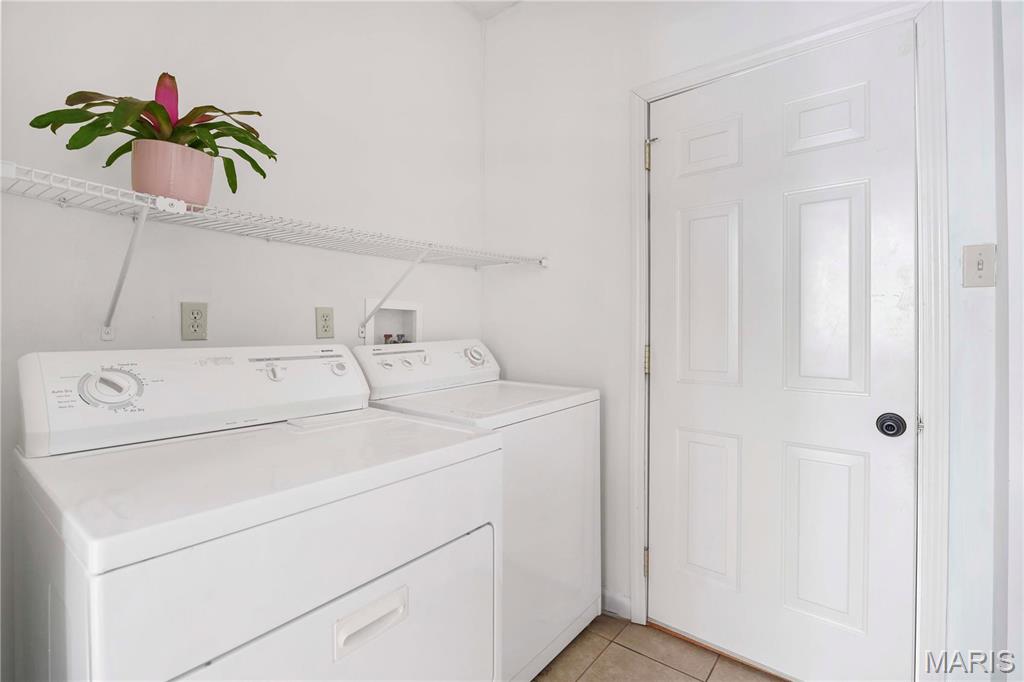 609 Brook Meadow Drive Ballwin, MO 63021 - Photo 10 of 23