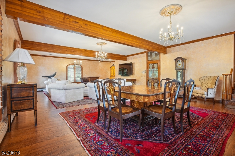 49 Cherokee Court Sparta, NJ 07871 - Photo 13 of 38