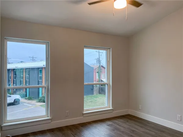 $1,950 | 3812 Southway Drive, Unit 104, Austin, TX 78704