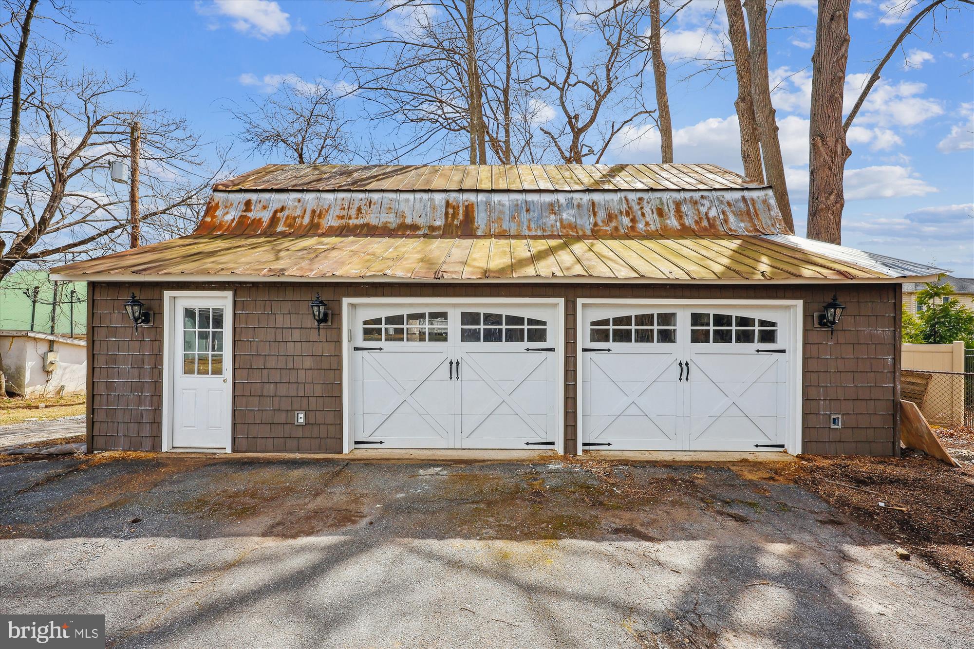 17501 Old Baltimore Road Olney, MD 20832 - Photo 7 of 12 Garage (formerly the Carriage house)