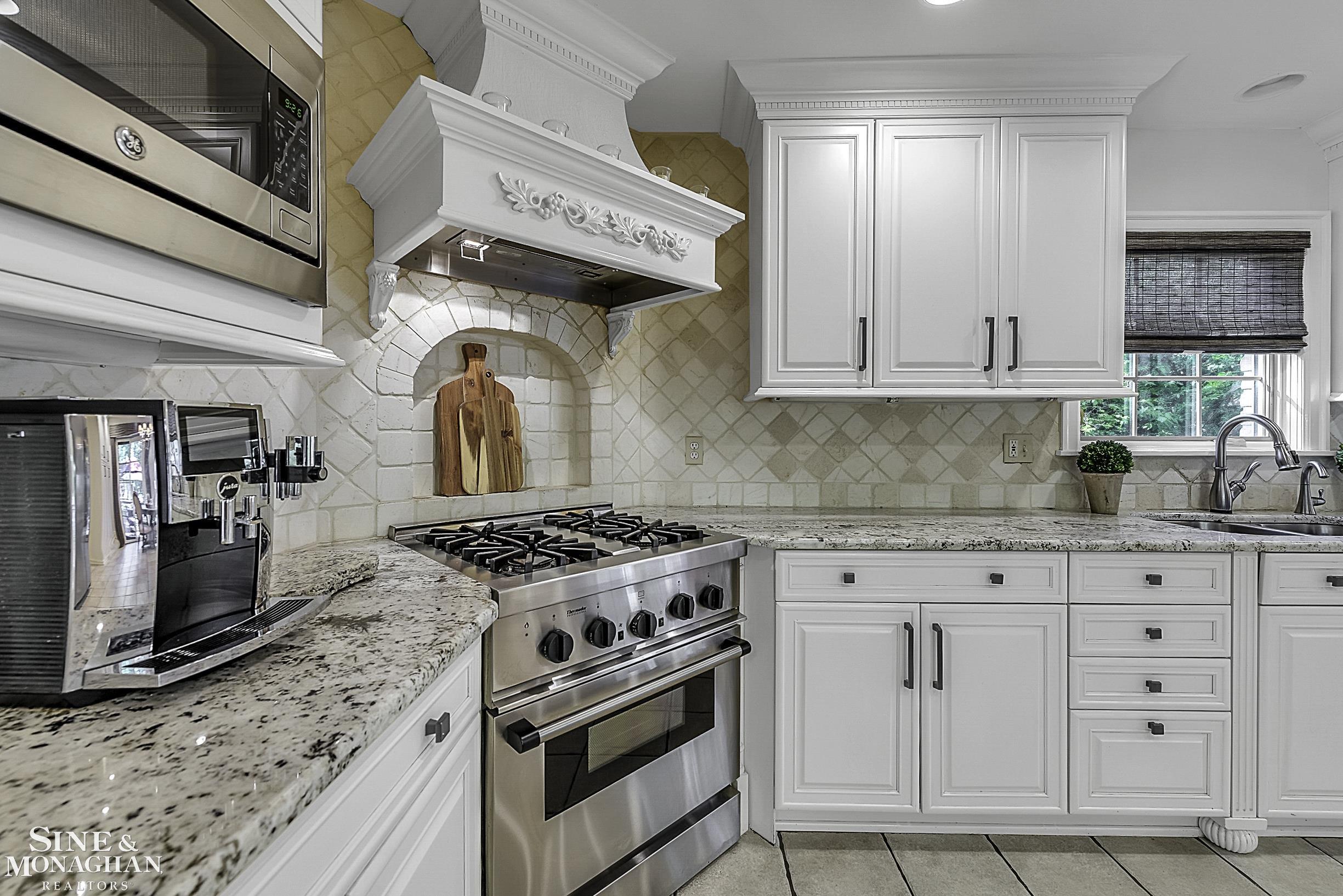 781 Washington Road Grosse Pointe, MI 48230 - Photo 6 of 43
