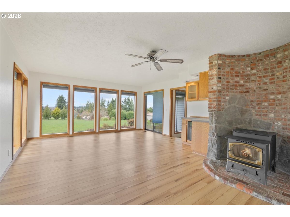 6593 Rippling Brook Drive Southeast Salem, OR 97317 - Photo 19 of 42