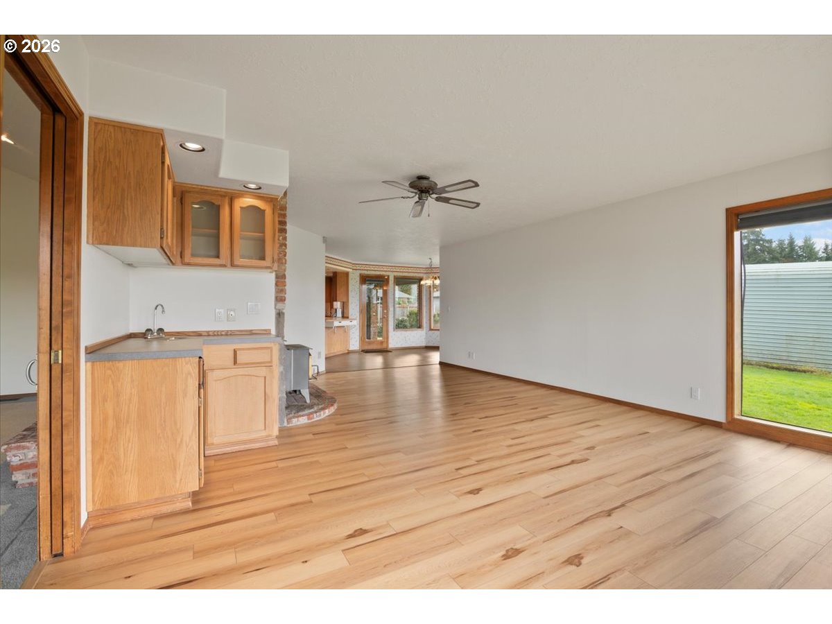 6593 Rippling Brook Drive Southeast Salem, OR 97317 - Photo 21 of 42