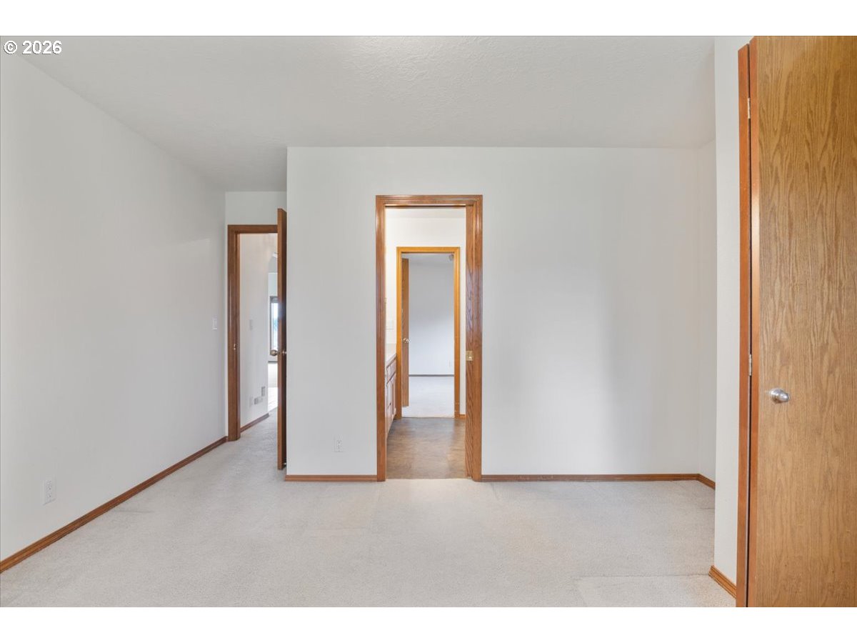 6593 Rippling Brook Drive Southeast Salem, OR 97317 - Photo 36 of 42