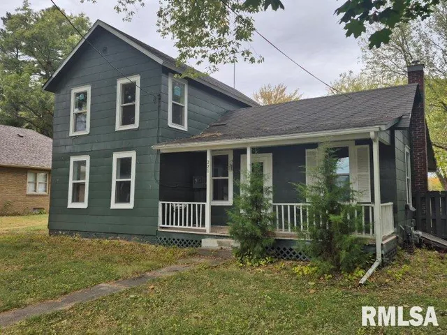 $82,500 | 221 McKinley Street, Hooppole, IL 61258