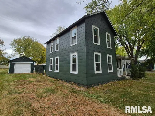 $82,500 | 221 McKinley Street, Hooppole, IL 61258