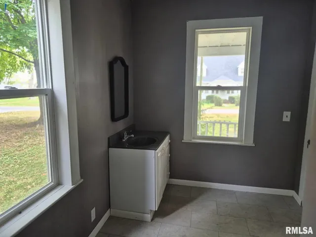 $82,500 | 221 McKinley Street, Hooppole, IL 61258