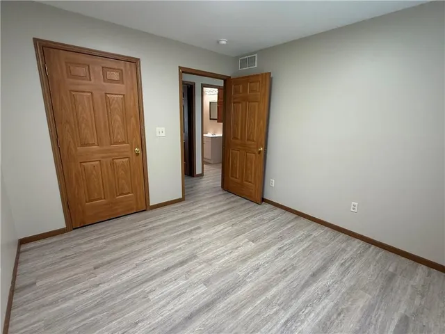 $160,000 | 1316 West Des Moines Street, Burlington, KS 66839