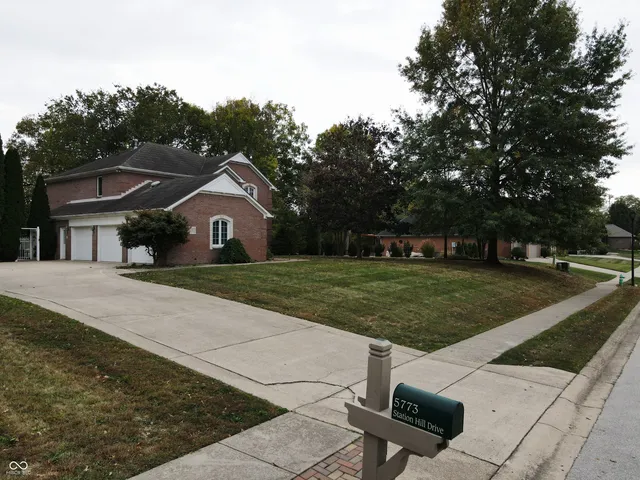 $525,000 | 5773 Station Hill Drive, Avon, IN 46123