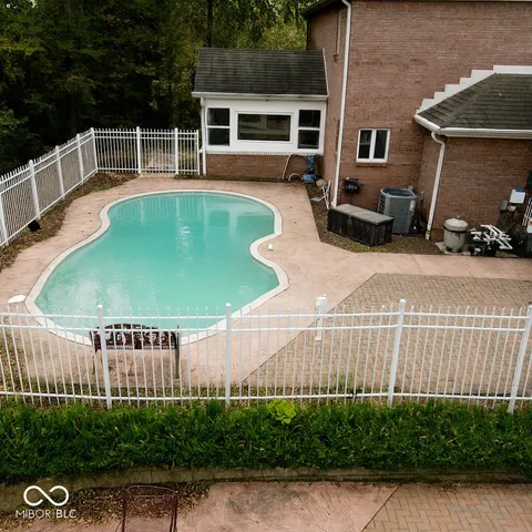 $525,000 | 5773 Station Hill Drive, Avon, IN 46123