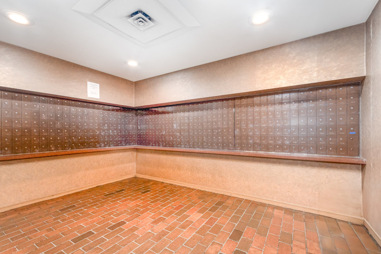 5445 North Sheridan Road, Unit 2306 Chicago, IL 60640 - Photo 20 of 25 a view of a indoor garage